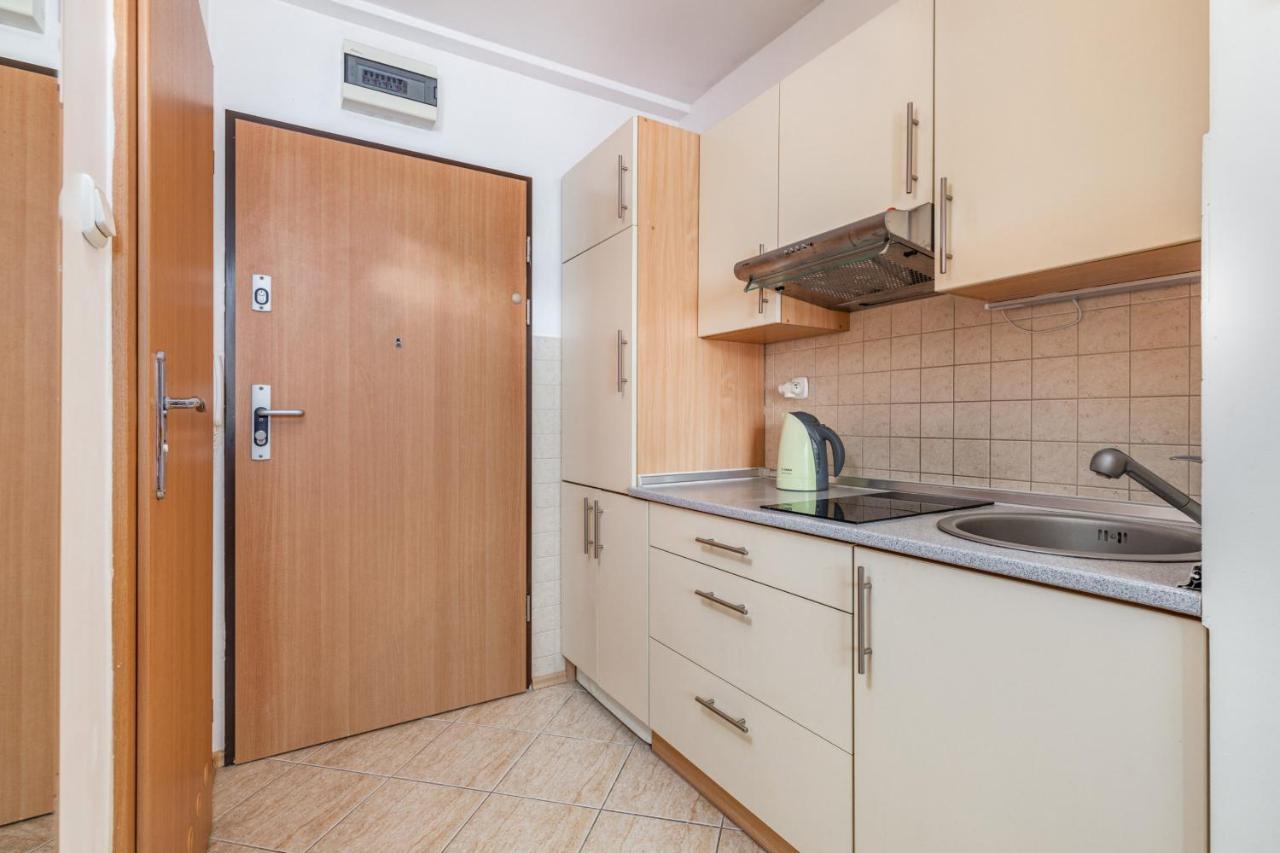 Apartamenty Przy Promenadzie By Noclegi Renters ชวีโนวิชแจ ภายนอก รูปภาพ