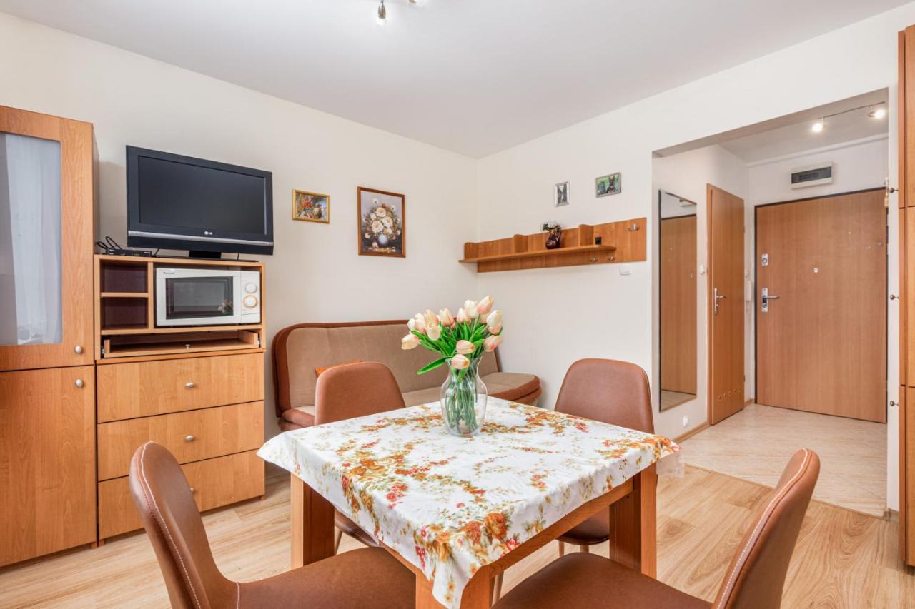 Apartamenty Przy Promenadzie By Noclegi Renters ชวีโนวิชแจ ภายนอก รูปภาพ