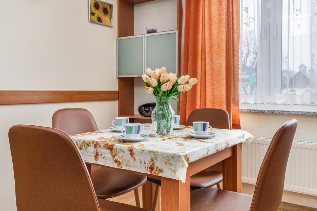 Apartamenty Przy Promenadzie By Noclegi Renters ชวีโนวิชแจ ภายนอก รูปภาพ