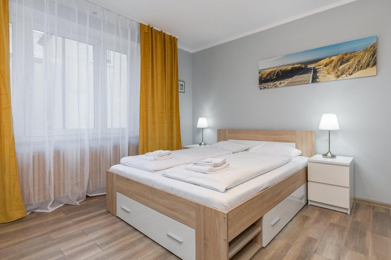 Apartamenty Przy Promenadzie By Noclegi Renters ชวีโนวิชแจ ภายนอก รูปภาพ