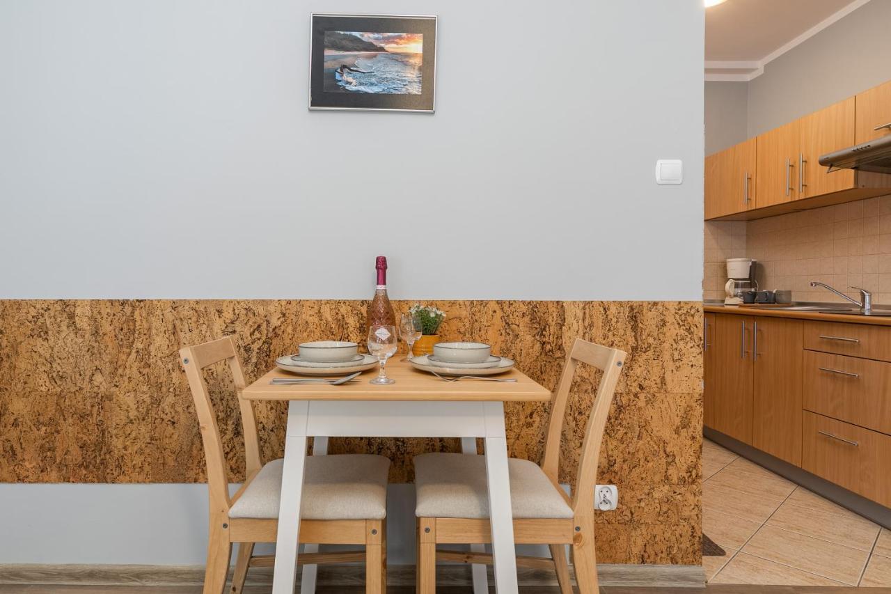 Apartamenty Przy Promenadzie By Noclegi Renters ชวีโนวิชแจ ภายนอก รูปภาพ