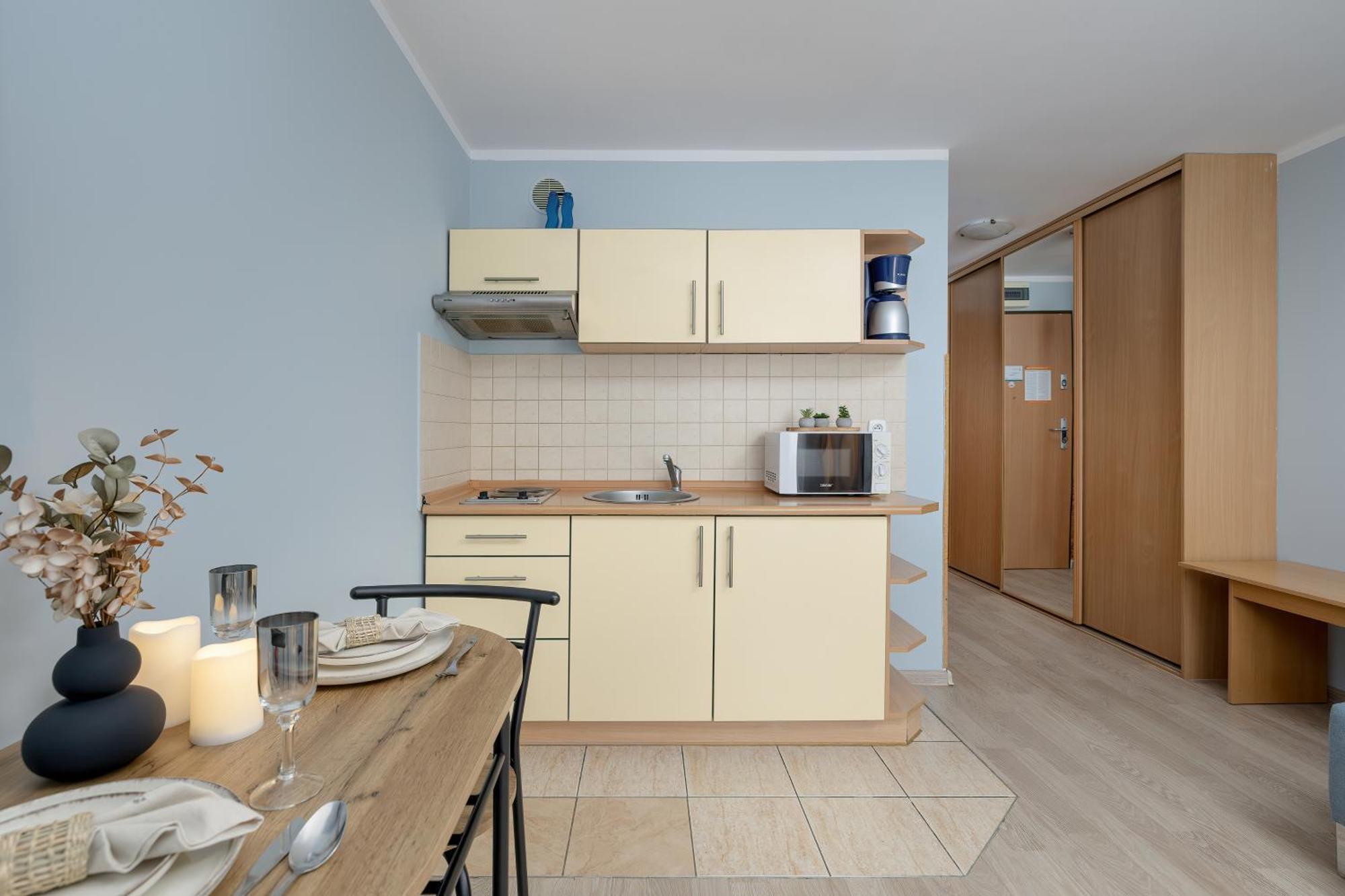 Apartamenty Przy Promenadzie By Noclegi Renters ชวีโนวิชแจ ภายนอก รูปภาพ
