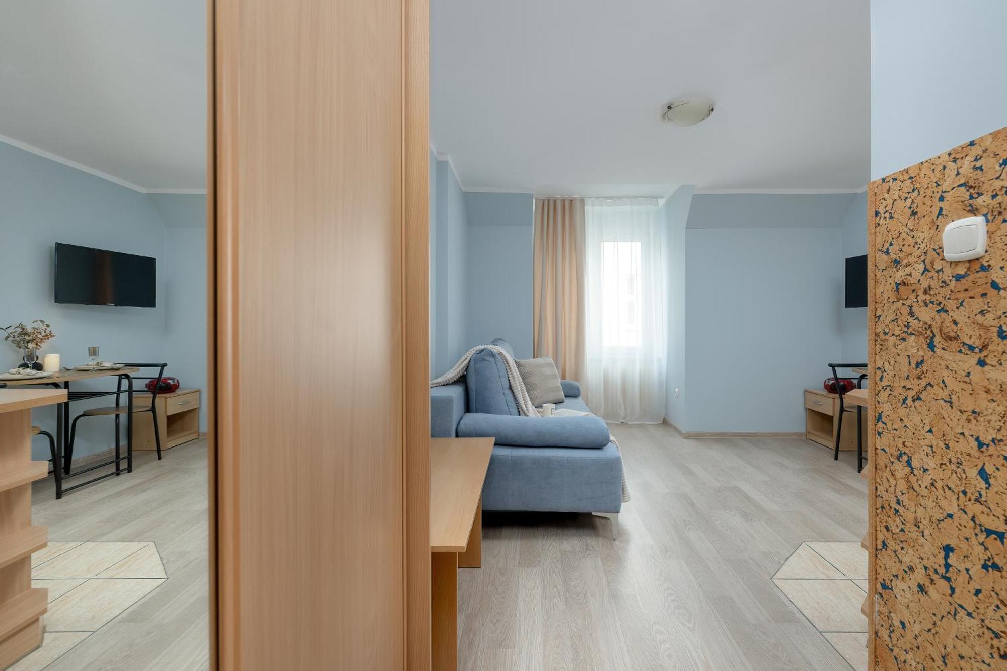 Apartamenty Przy Promenadzie By Noclegi Renters ชวีโนวิชแจ ภายนอก รูปภาพ