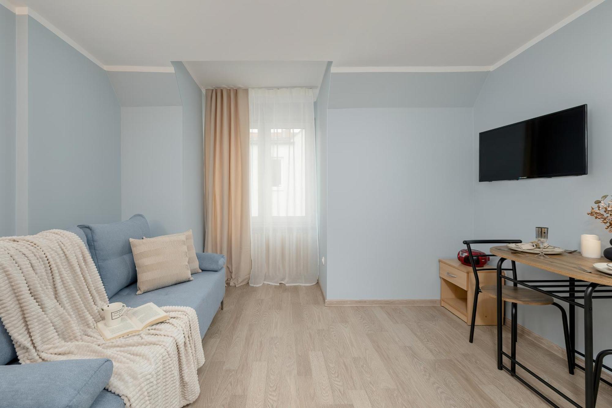 Apartamenty Przy Promenadzie By Noclegi Renters ชวีโนวิชแจ ภายนอก รูปภาพ